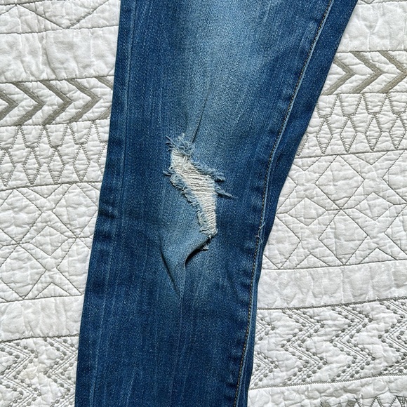 New York and Company Super Stretchy Skinny Jeans Size 6 - Picture 6 of 12